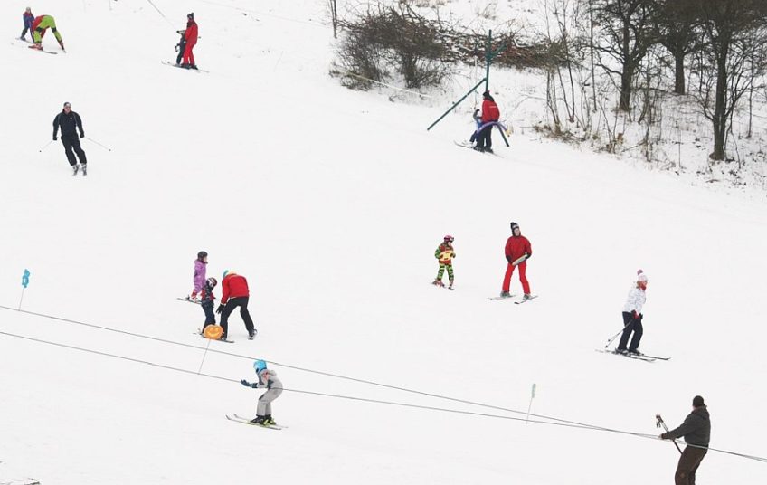 Šibeniční vrch 453 m n.p.m. – sportowy areal, restauracja, hotel, camping