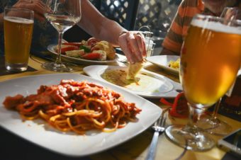 Kolacja we włoskiej restauracji